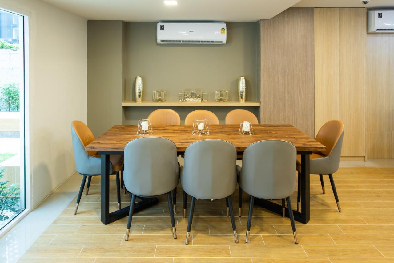 Zayn Express & Suites Bangkok Ngoại thất bức ảnh